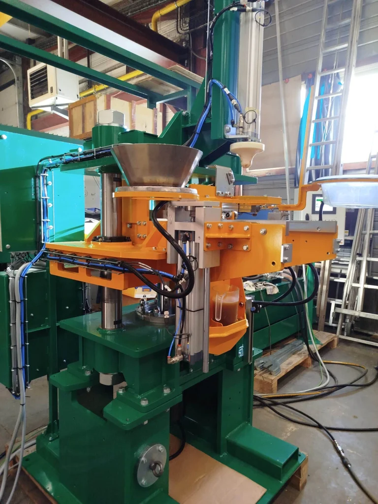 Presse hydraulique sur mesure pour l'extraction du jus de canne à sucre