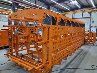 Outillage de production mécano-soudé pour la ligne de véhicules SEMAT